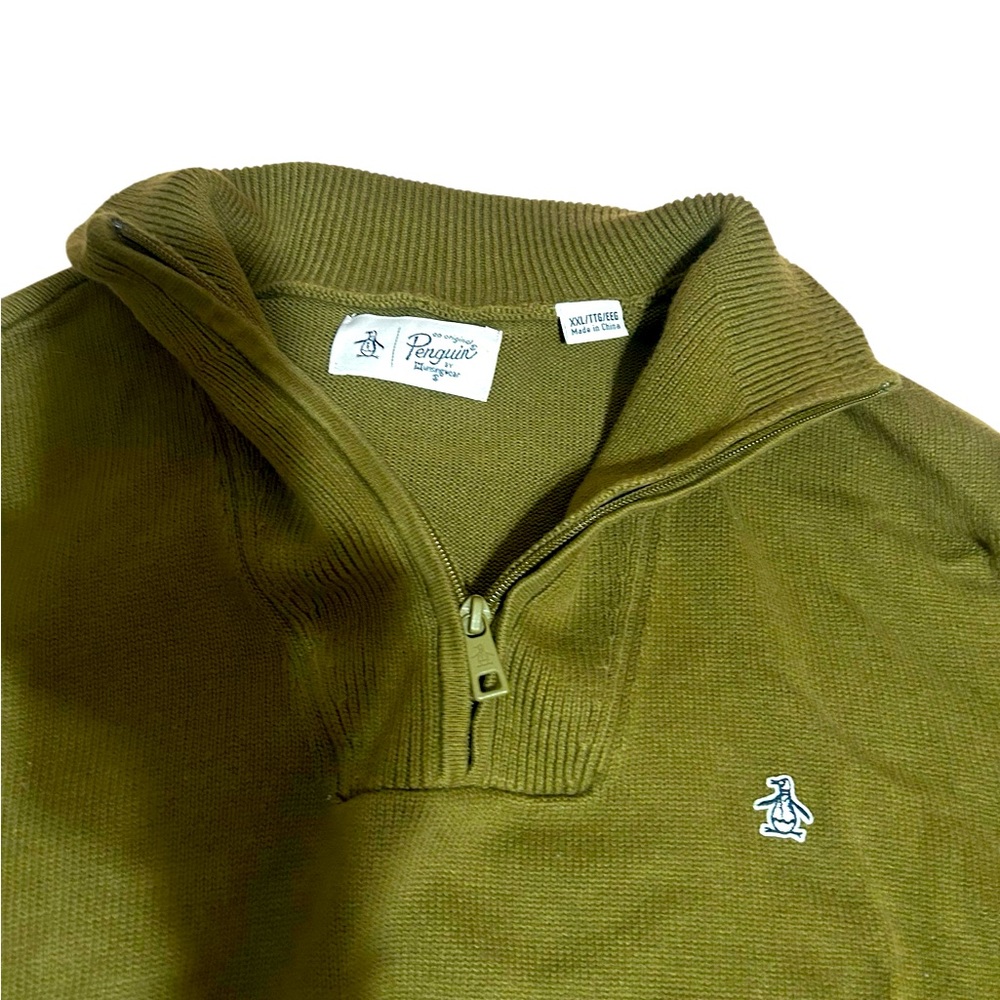 Green penguin men’s sweater size XXL